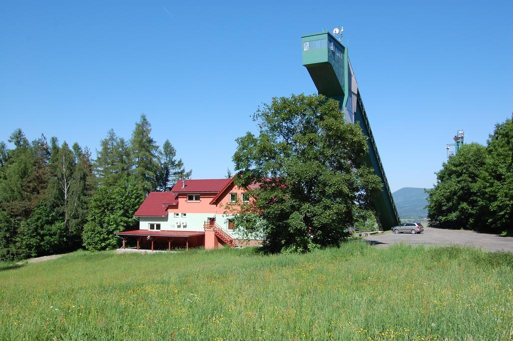Penzion U Mustku Jiriho Rasky Trojanovice Bagian luar foto